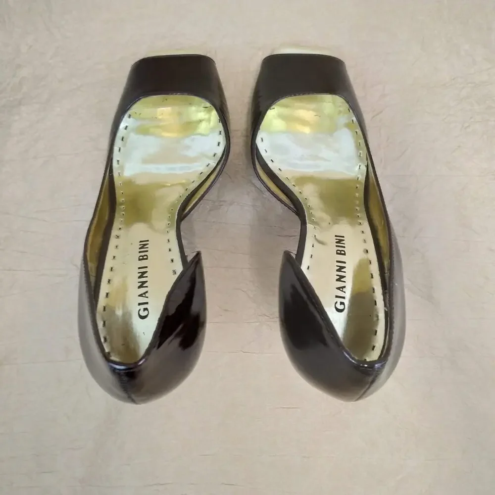 Gianni Bini Brown & Gold Open Toe Heels